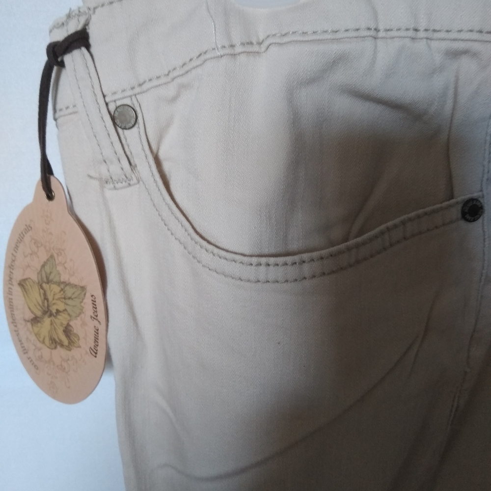 Pants - Picture 3 of 3